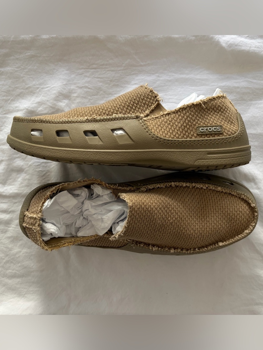 Crocs NWOT! Men's Sz 11  Tideline Vented Santa Cruz slip-on casual Oatmeal New!